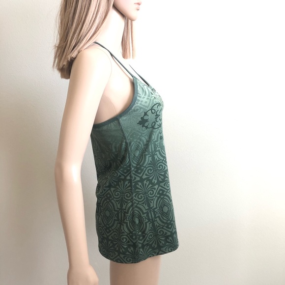 Athleta Green Geo Tank S EUC - Picture 3 of 6